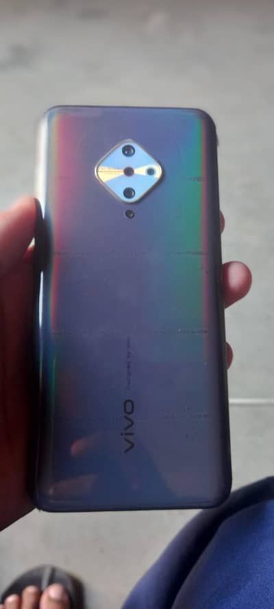 Vivo Y51