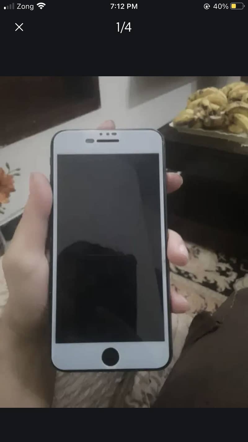 Apple iPhone 8 Plus 0