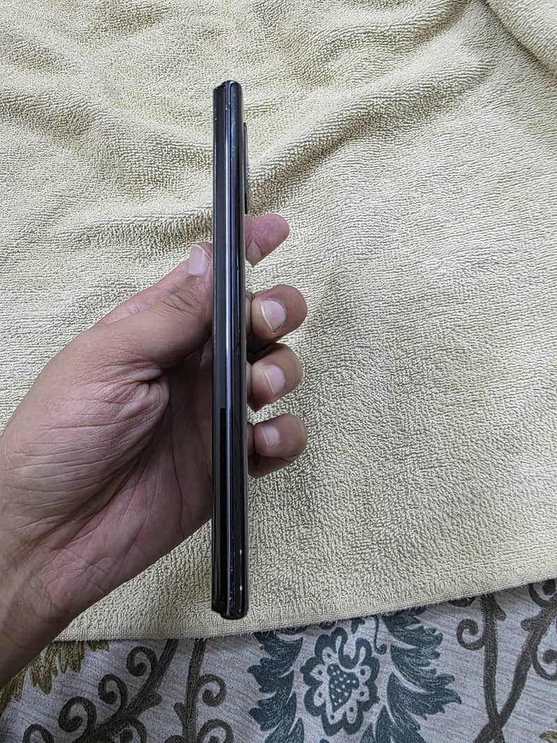 Samsung Note 10 plus 6