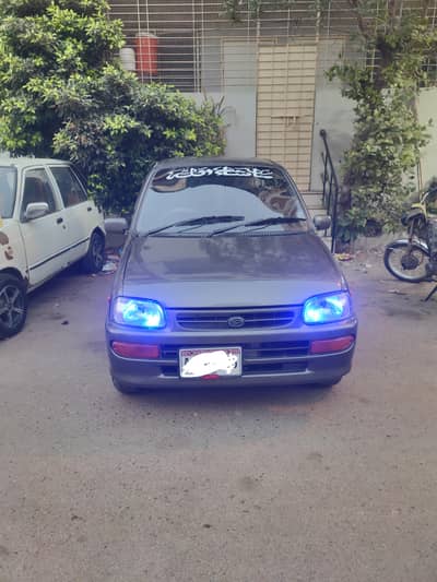 Daihatsu Cuore 2011
