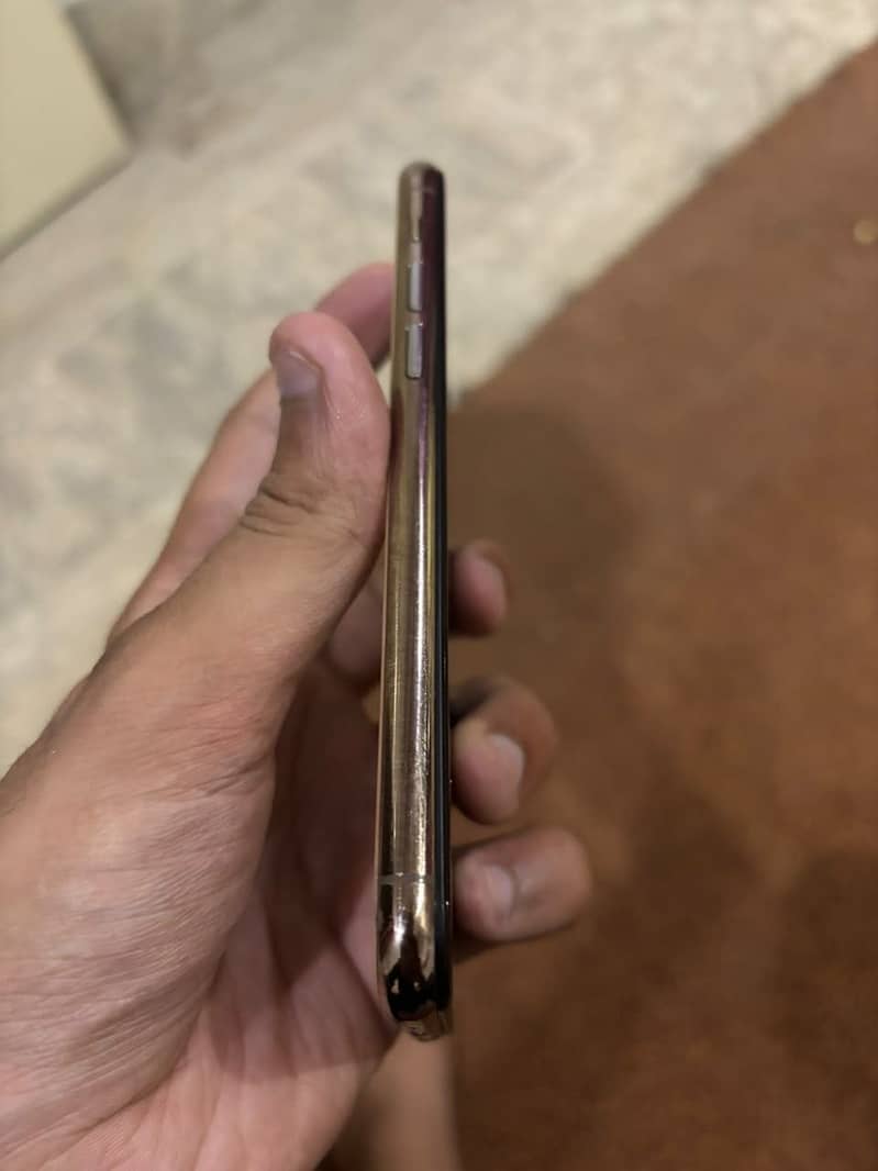 Apple iPhone 11 Pro 5