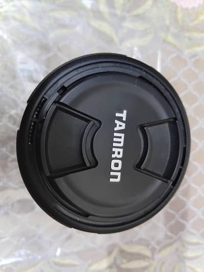 Tamron lens bilkul new ha