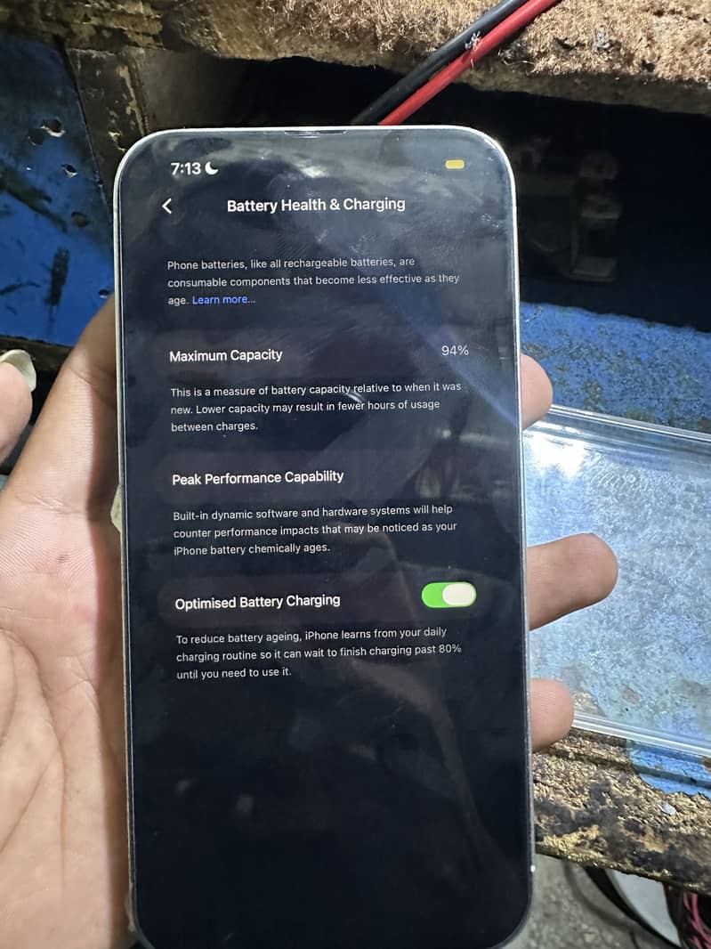 Apple iPhone 13 Pro Max 0