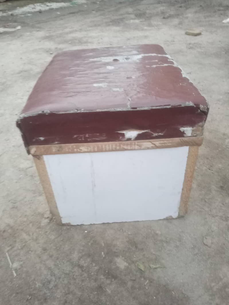 Stool 4