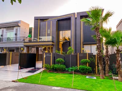 100% ORIGNAL KANAL ULTRA MODERN SUPER LUXURY BUNGALOW FOR SALE ON TOP LACTION