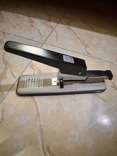 Heavy-Duty Office Stapler
