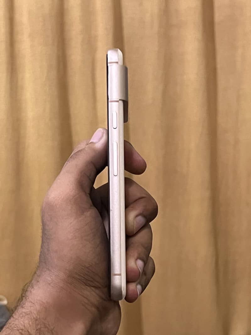Google Pixel 8 2