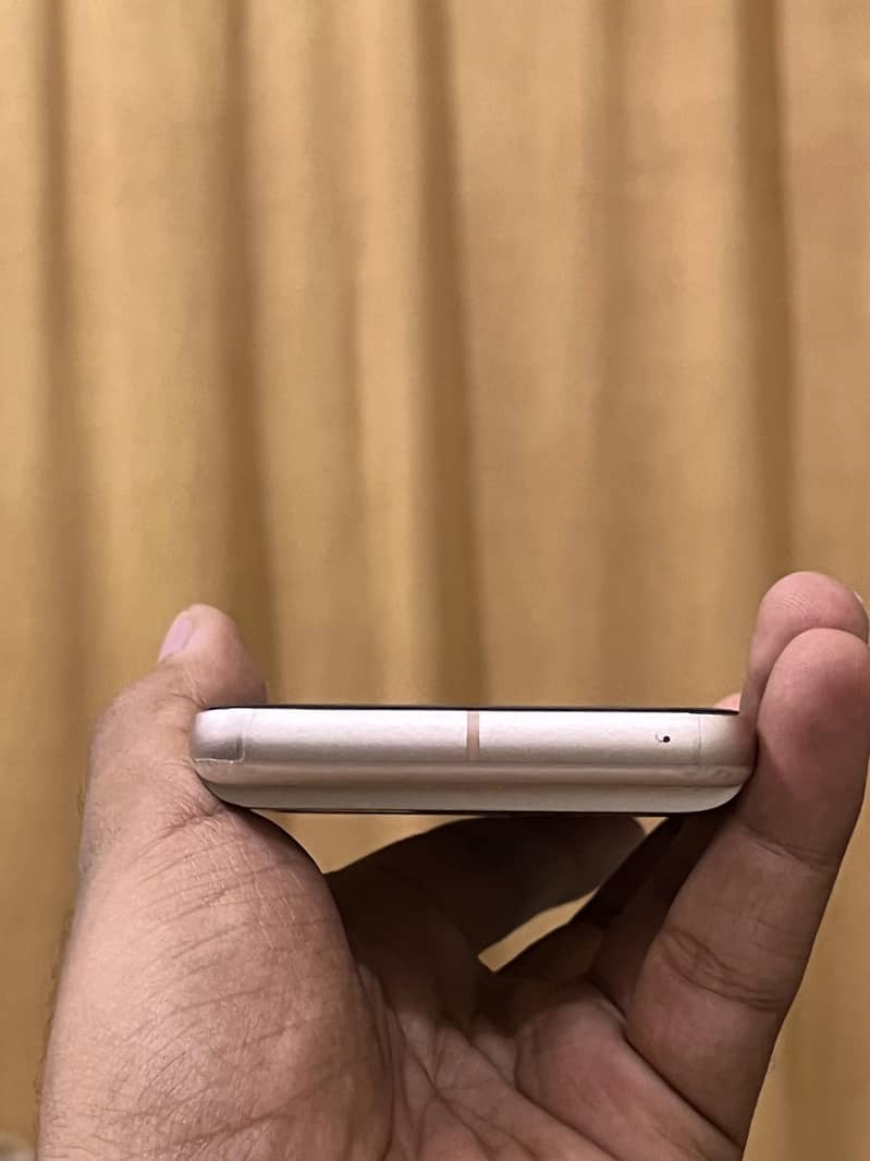 Google Pixel 8 3