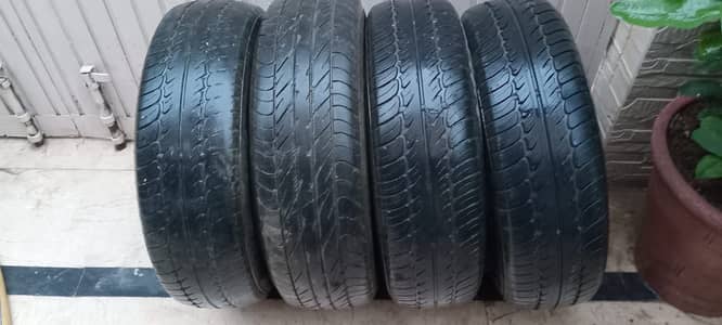 4 Tyres
