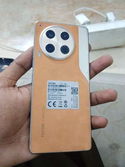 Tecno CAMON 30