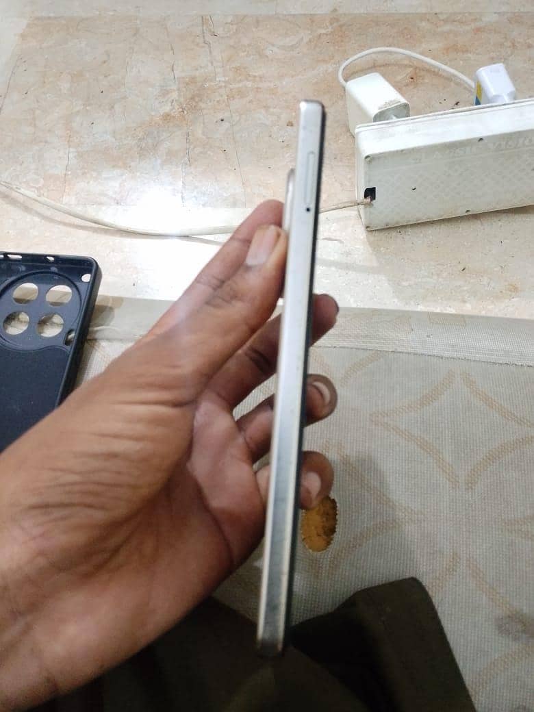 Tecno CAMON 30 2