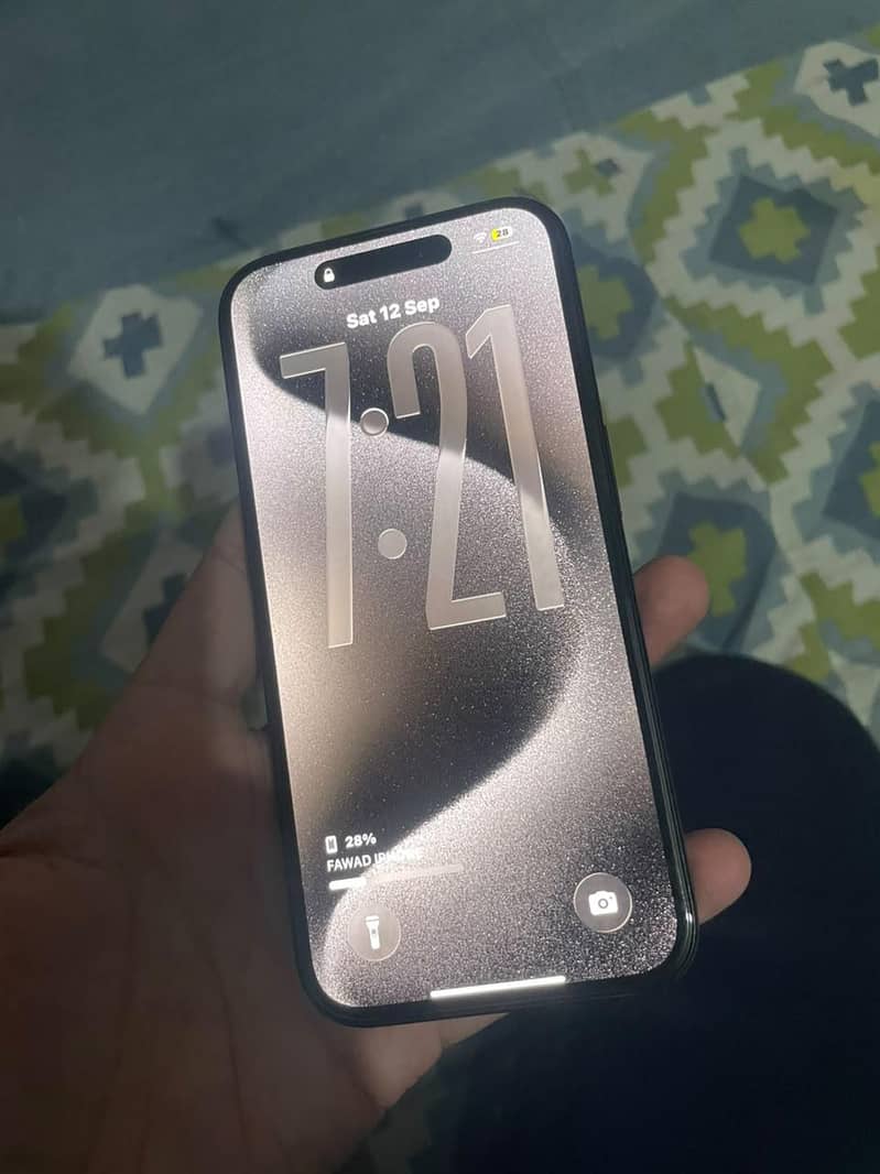 Apple iPhone 15 Pro 4