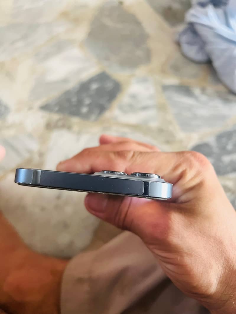 Apple iPhone 13 Pro Max 5