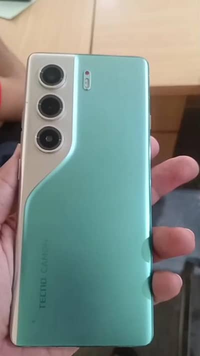 Tecno CAMON 40 Pro 8/256 PTA official approved location attock
