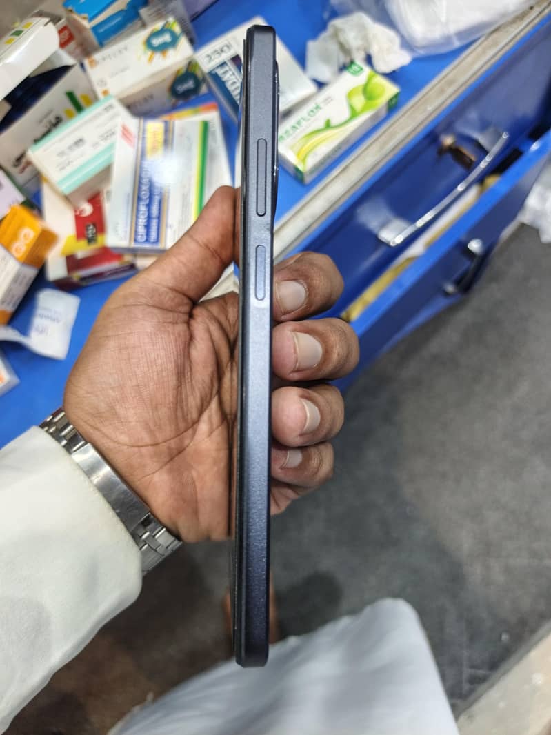 OPPO A3 6