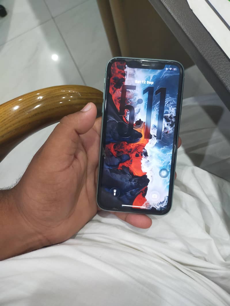Apple iPhone 11 5