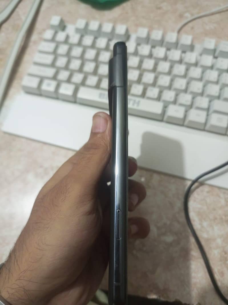 Google Pixel 8 Pro 2