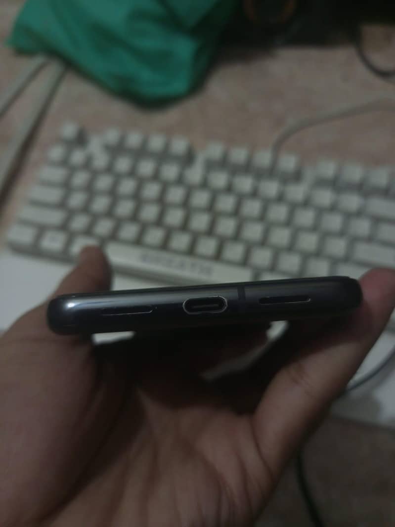Google Pixel 8 Pro 4