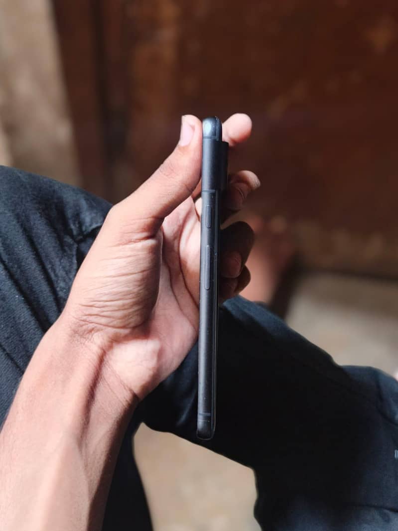 Google Pixel 8 5