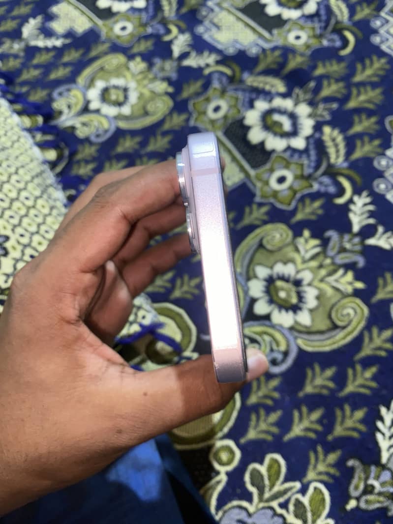 Apple iPhone 14 0