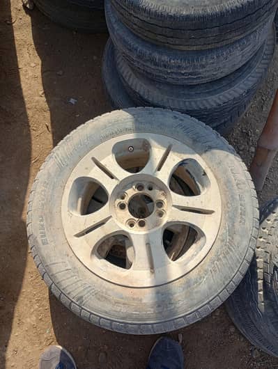 Alloy rims and tires 195-65-R15
