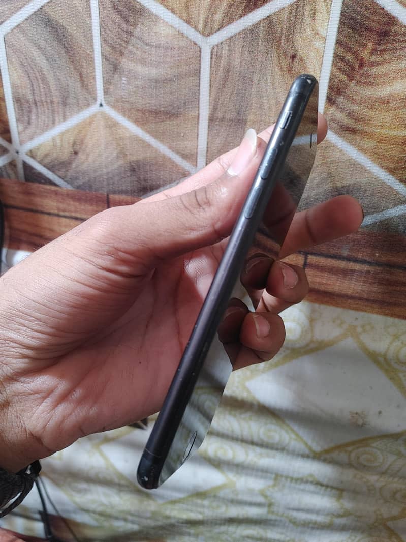 iPhone 7 PTA prof 2