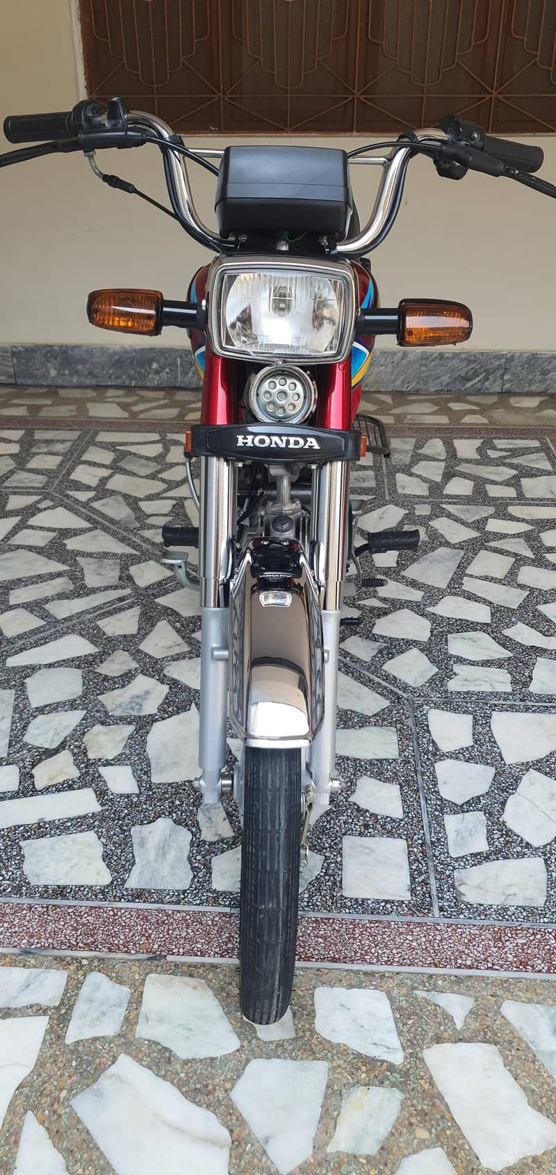 Honda CD70cc 6