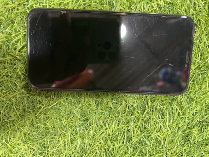 Apple iPhone X 0
