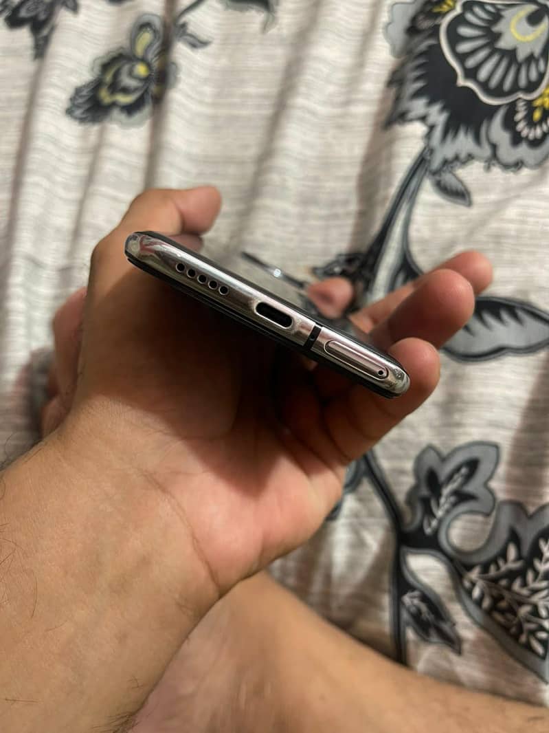 One Plus 7T 3