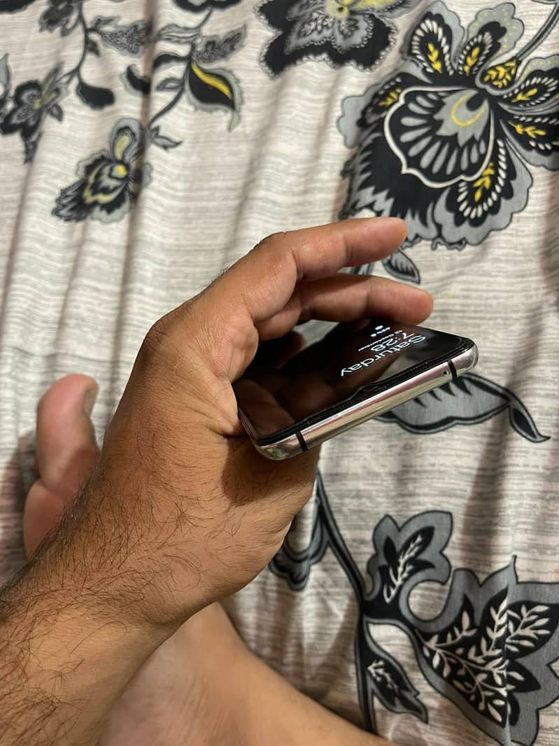 One Plus 7T 4