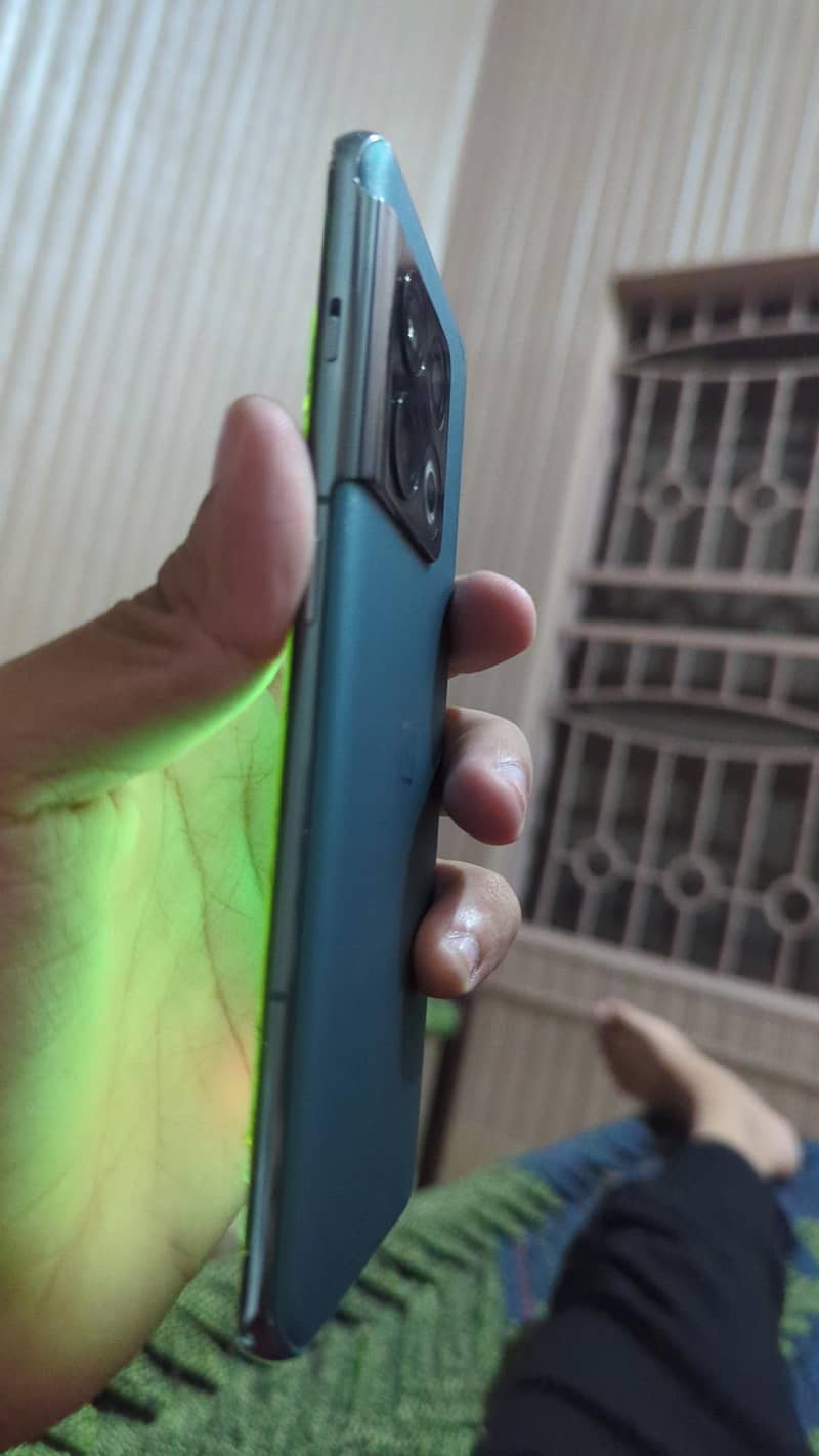 One Plus 10 Pro 3