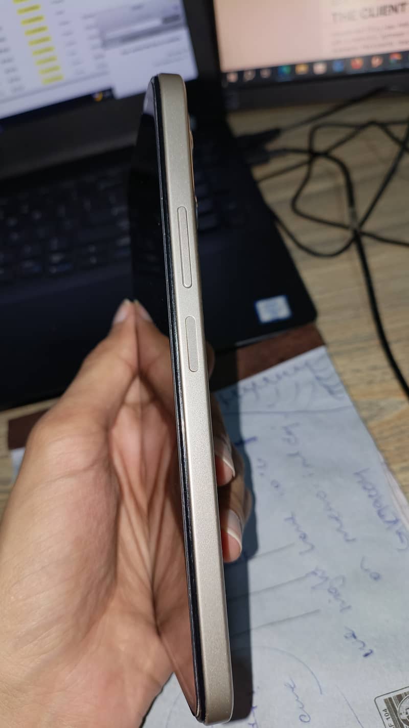 Xiaomi Redmi 15 2