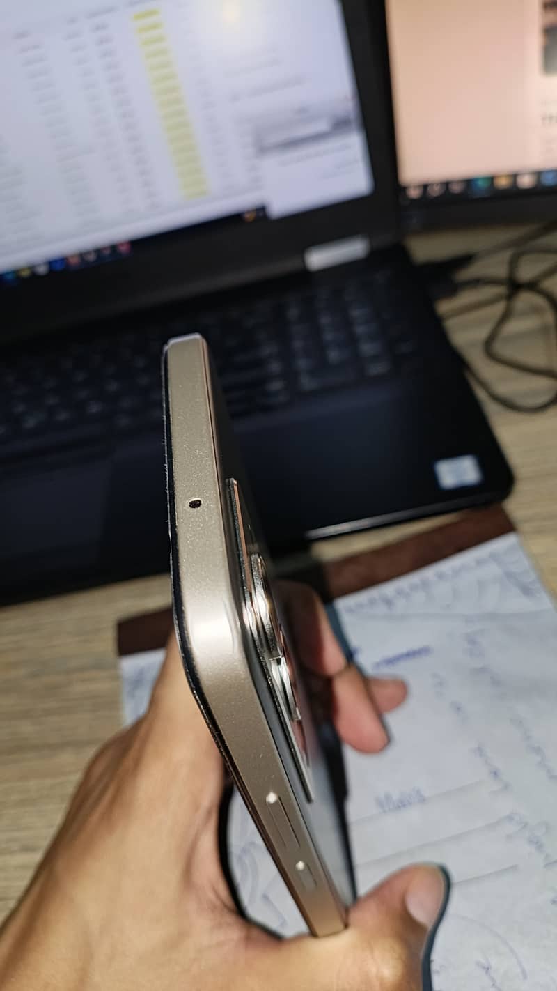 Xiaomi Redmi 15 3