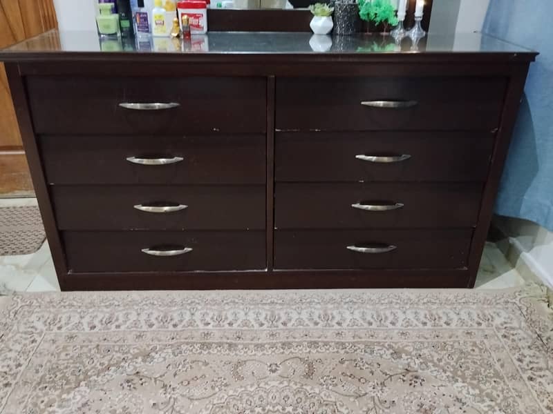 Dressing table. 1