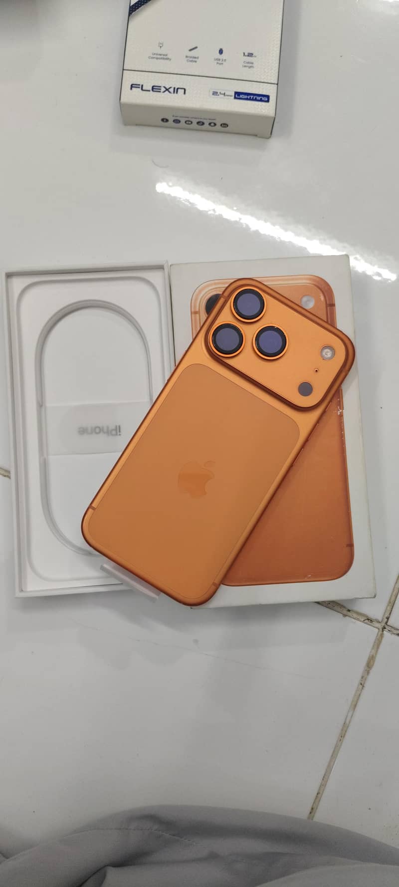 Apple iPhone 17 Pro 6