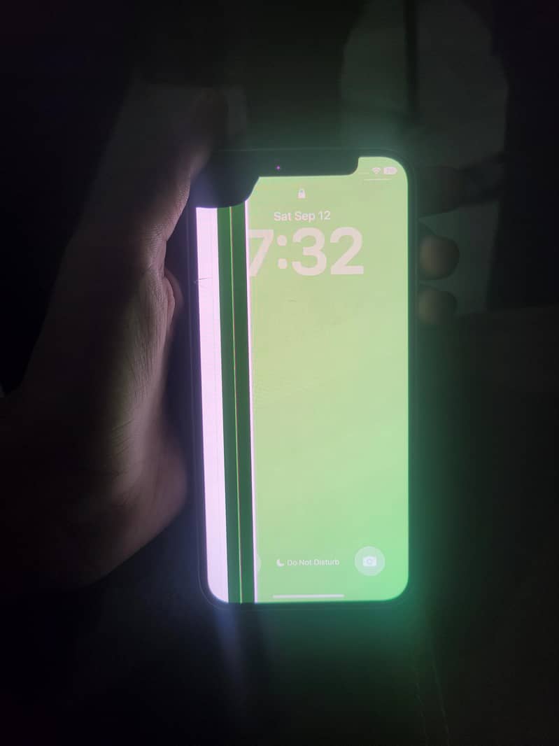Apple iPhone 12 3