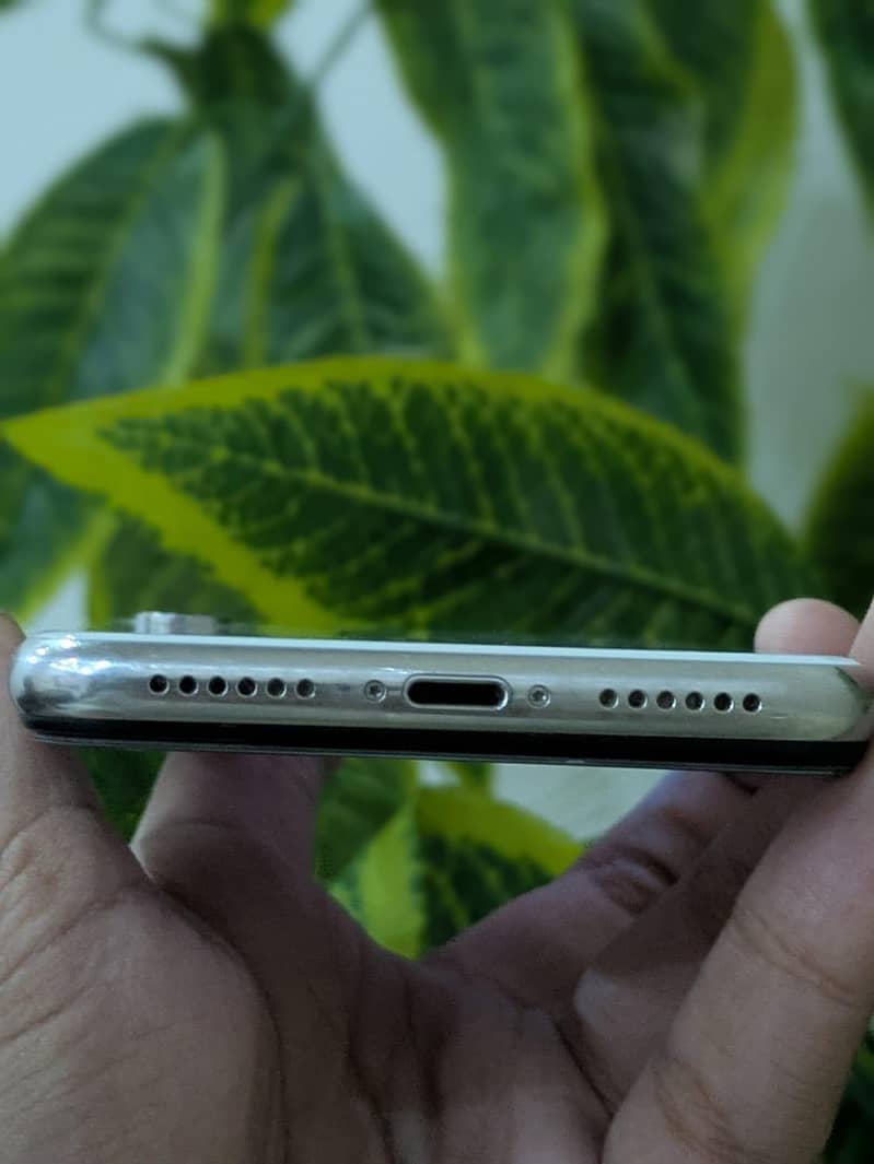 Apple iPhone X 1