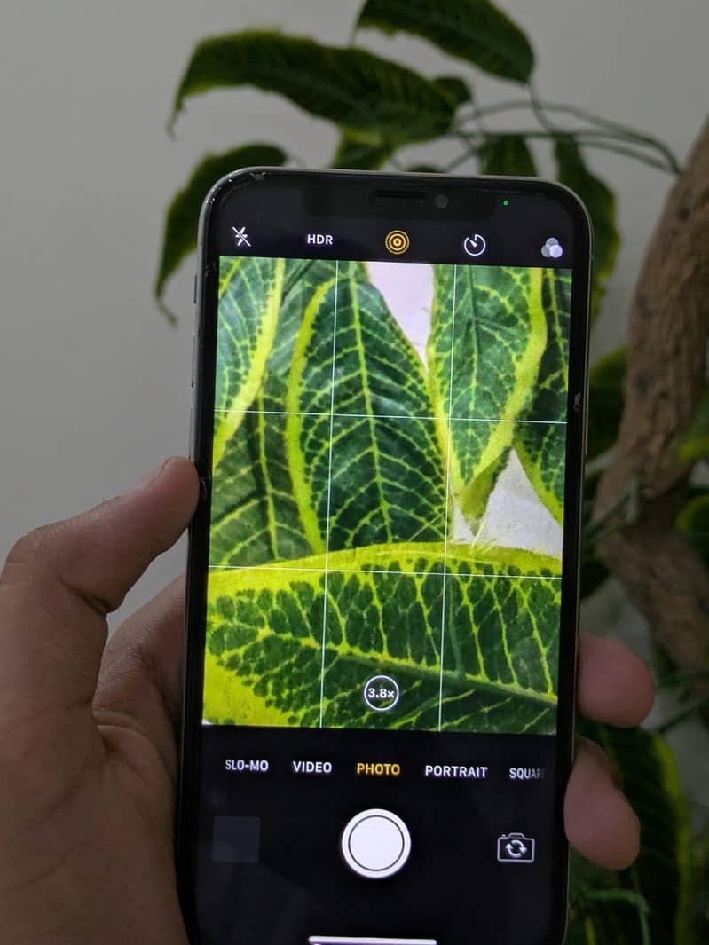 Apple iPhone X 4