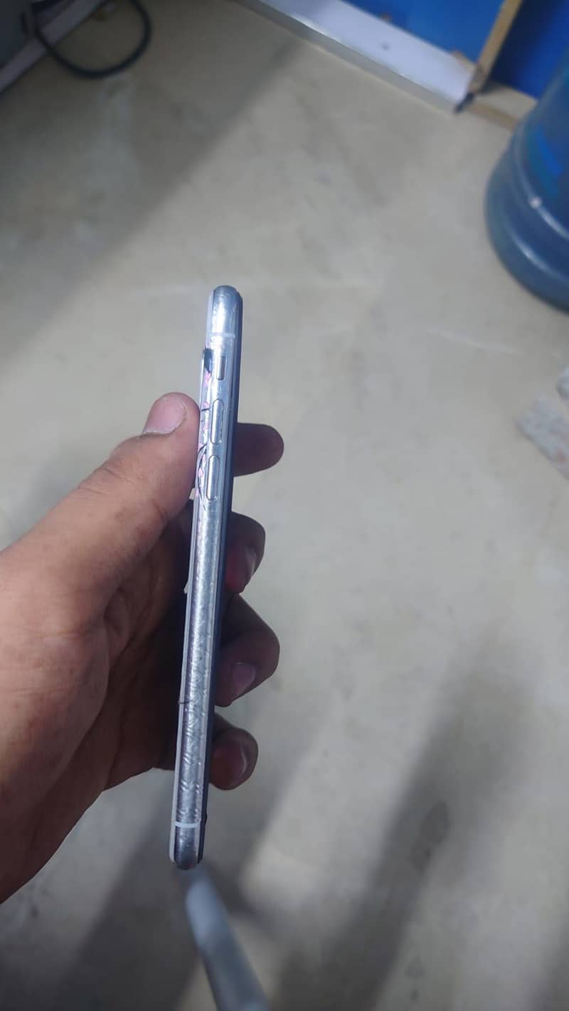Apple iPhone X 1