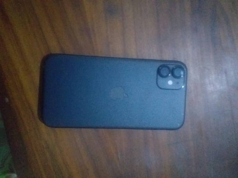 Apple iPhone 11 0