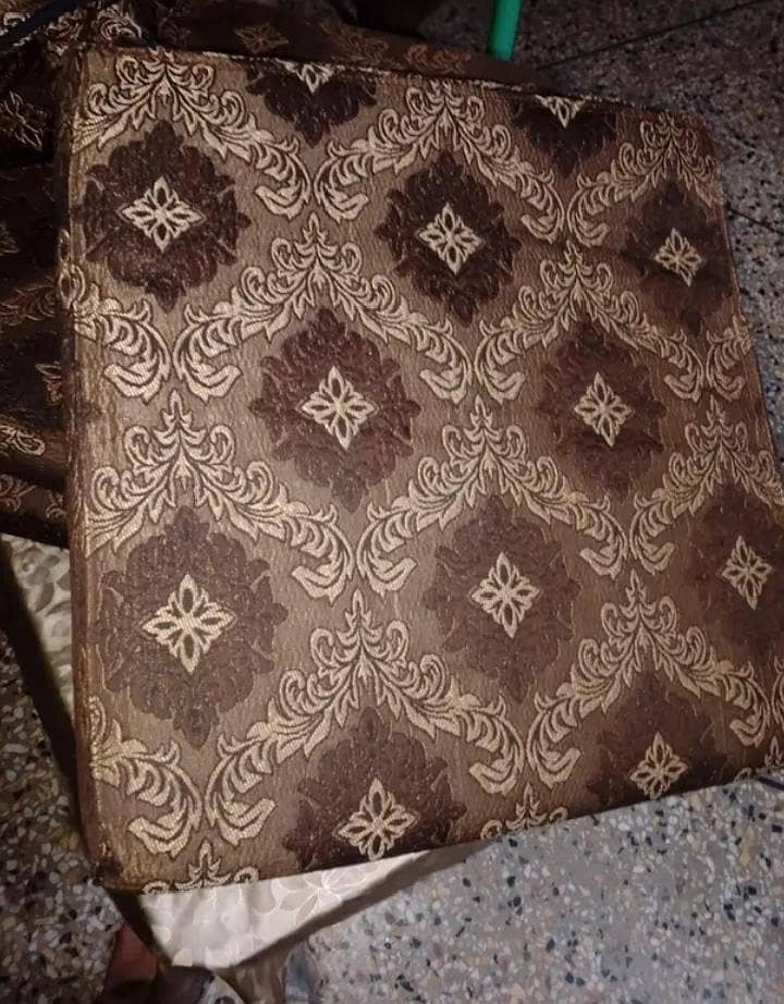 Sofa cushions 0