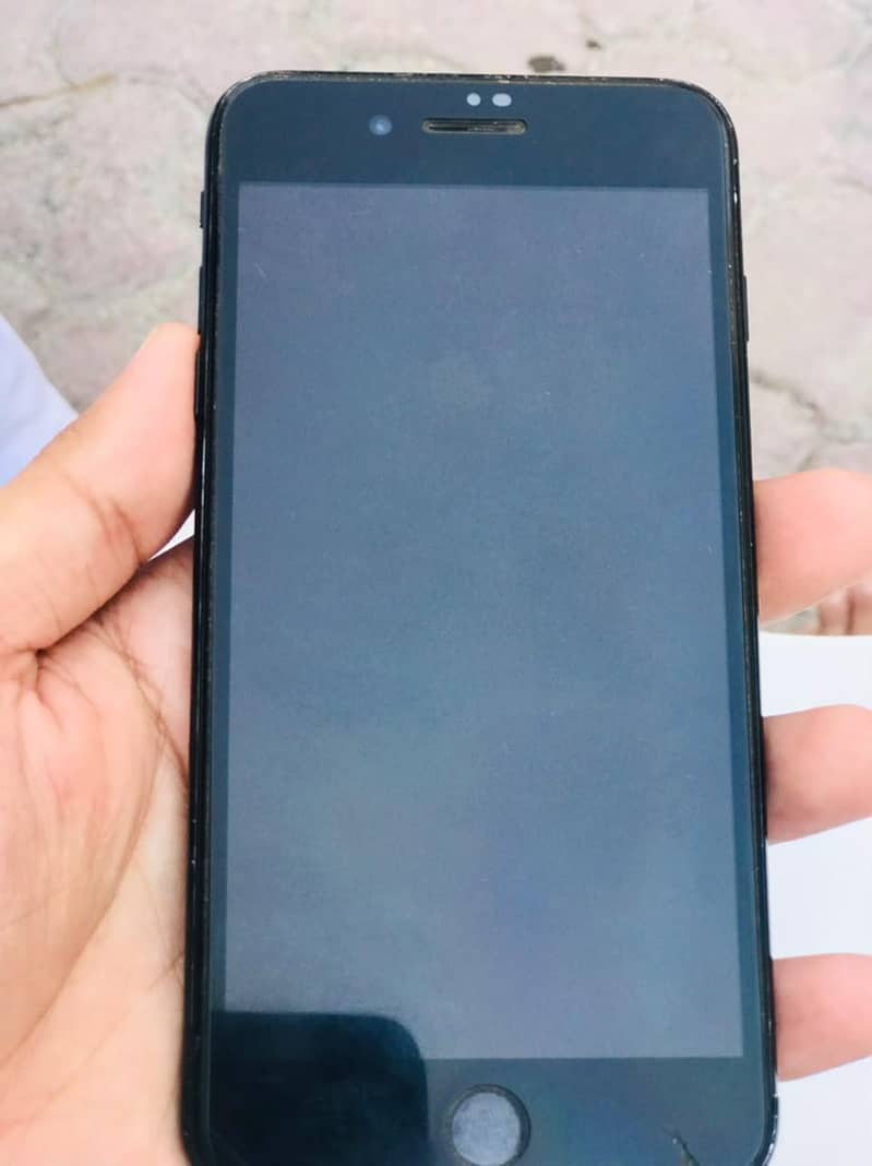 Apple iPhone 7 Plus 0