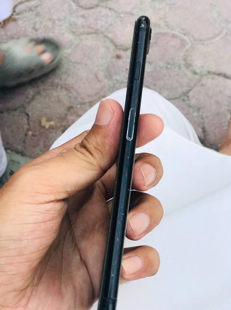 Apple iPhone 7 Plus 4