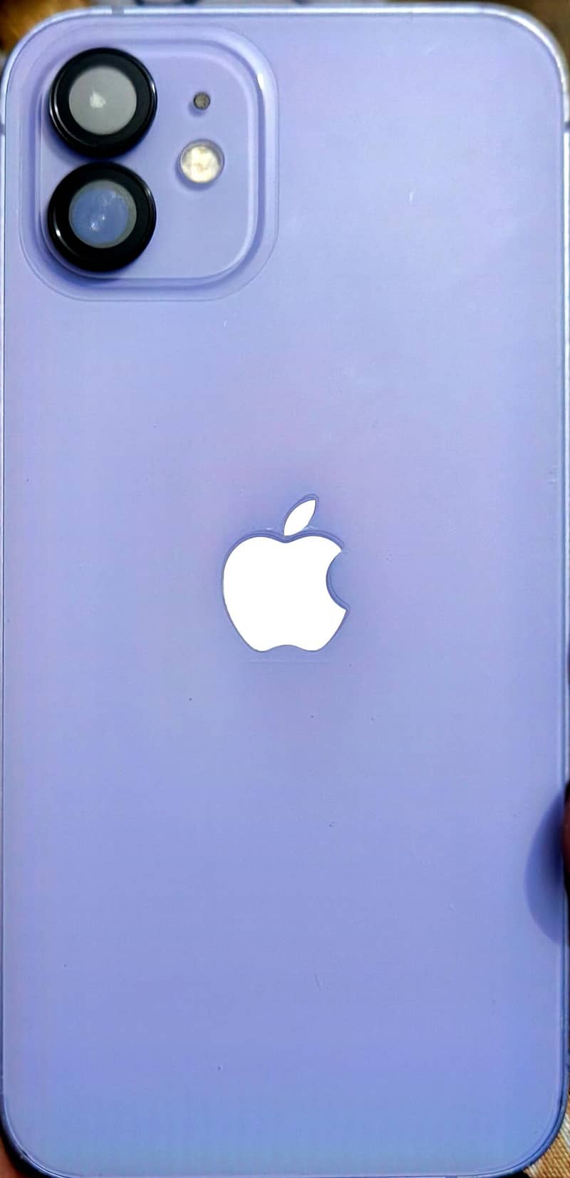 Apple iPhone 12 4