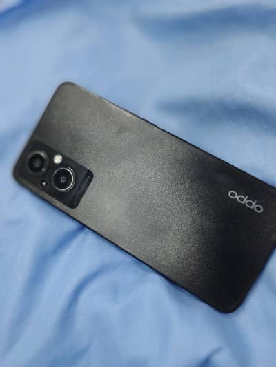 OPPO F21 Pro