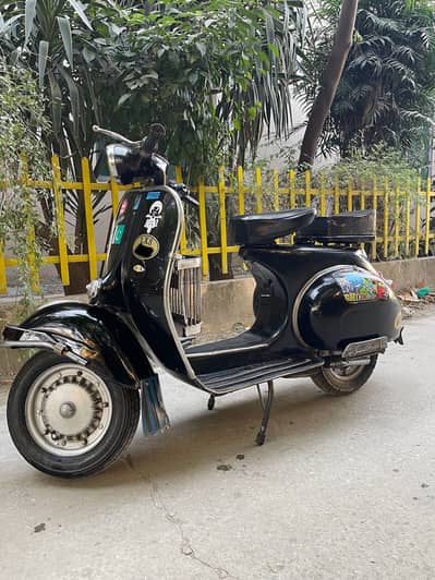 Vintage Vespa 1963 VBB antique Model