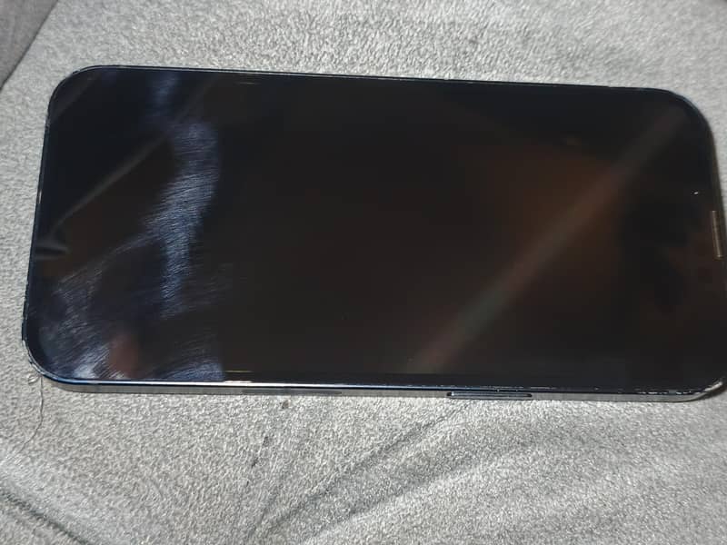 Apple iPhone 13 1