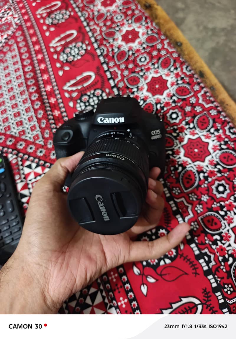 Canon EOS 4000d 0
