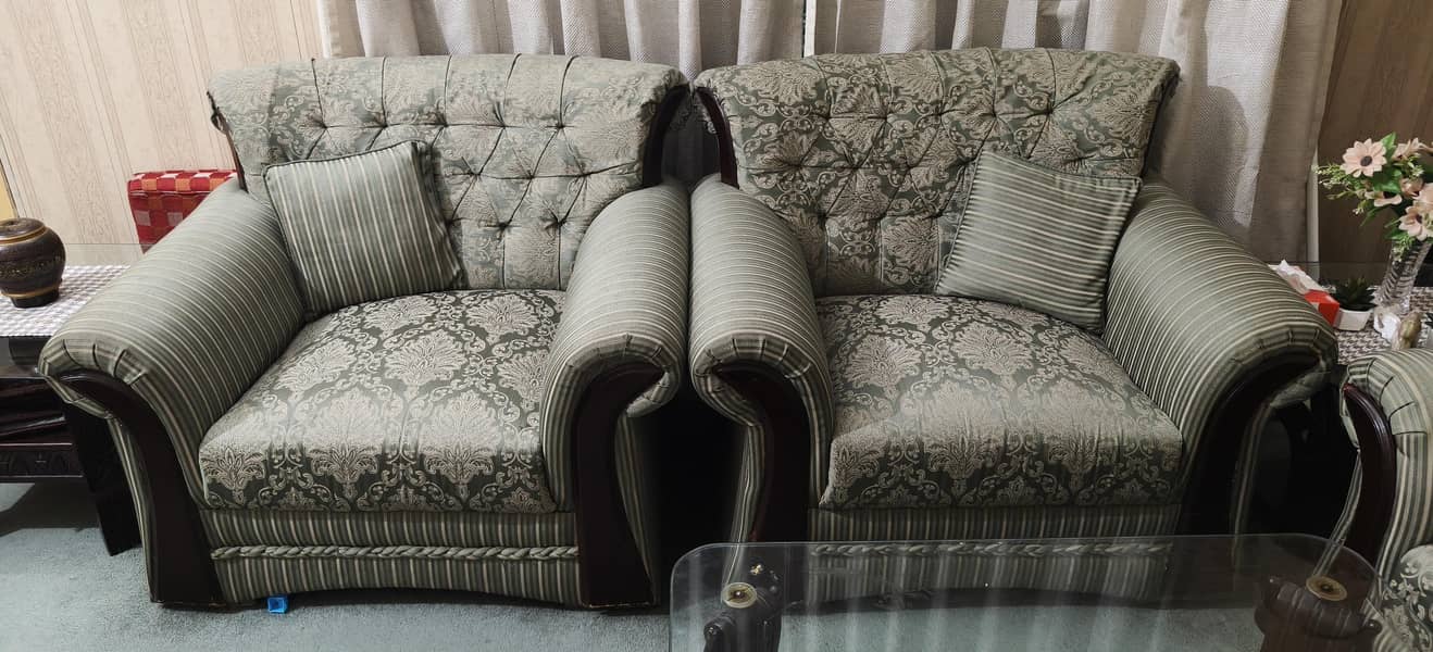 sofa set/7 seater sofa set /Dewan/centre table/elegant 6
