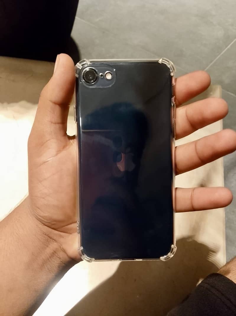 Apple iPhone SE 4